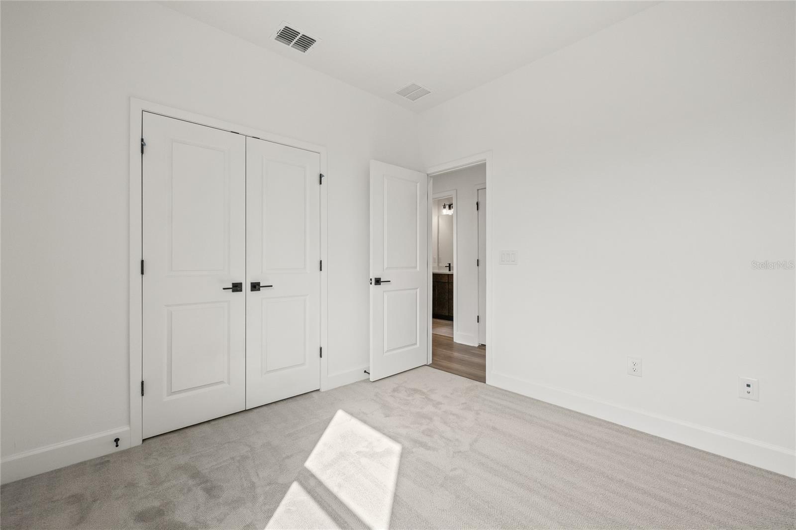 Image 37 of 39 For 2039 Amelia Bay Place