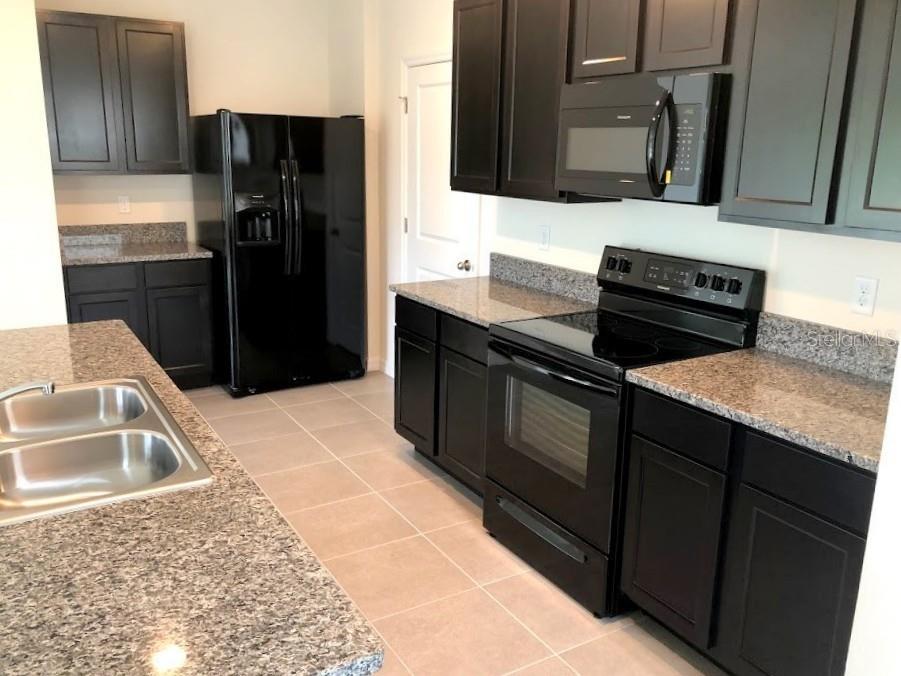 Image 3 of 14 For 11150 Leland Groves Drive
