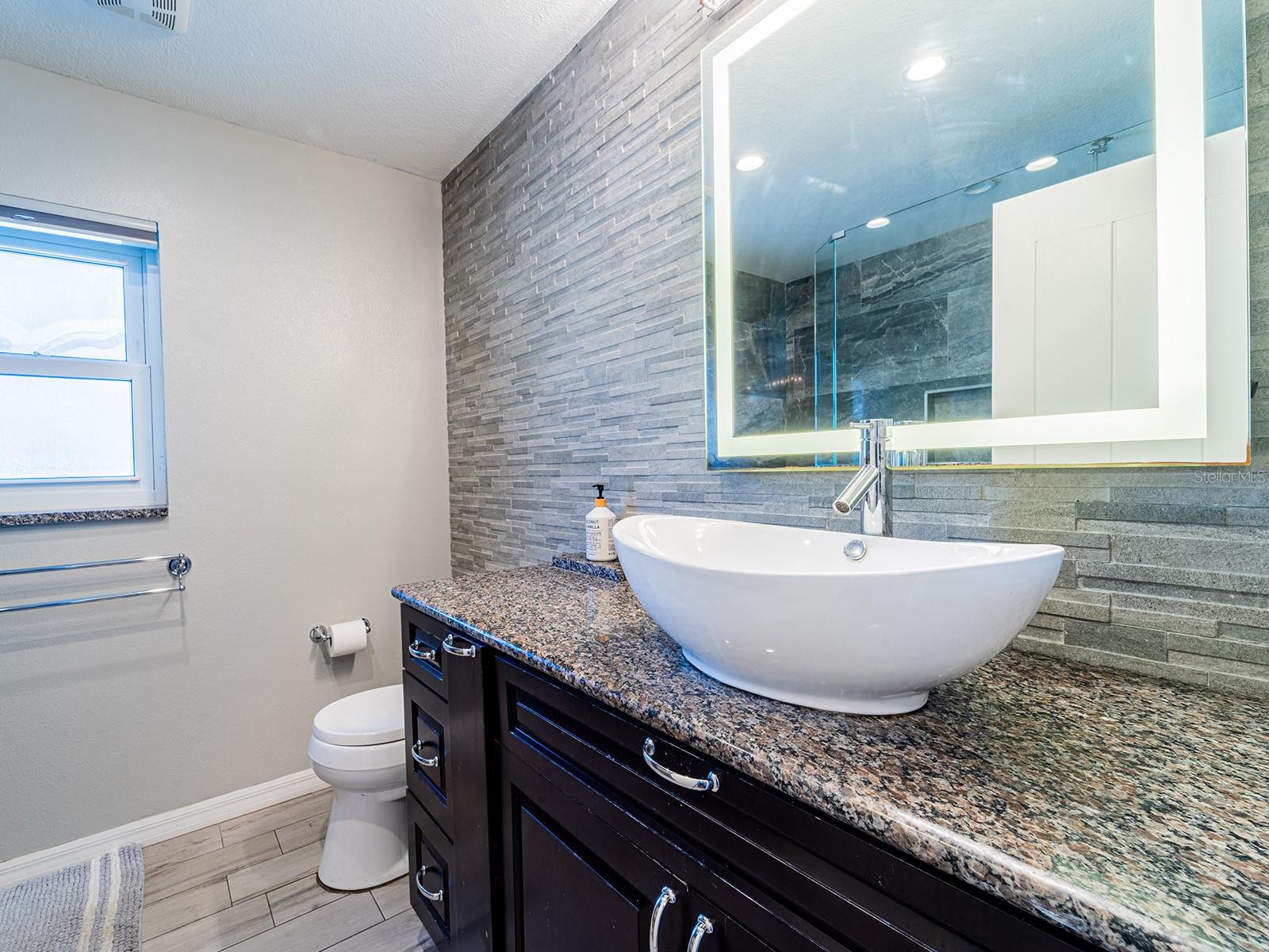 Listing photo id 22 for 7131 Vista Way