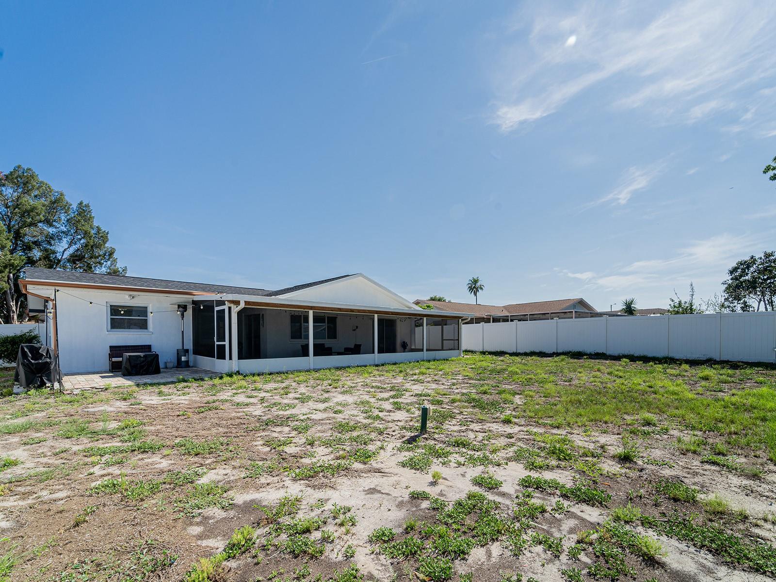 Listing photo id 30 for 7131 Vista Way