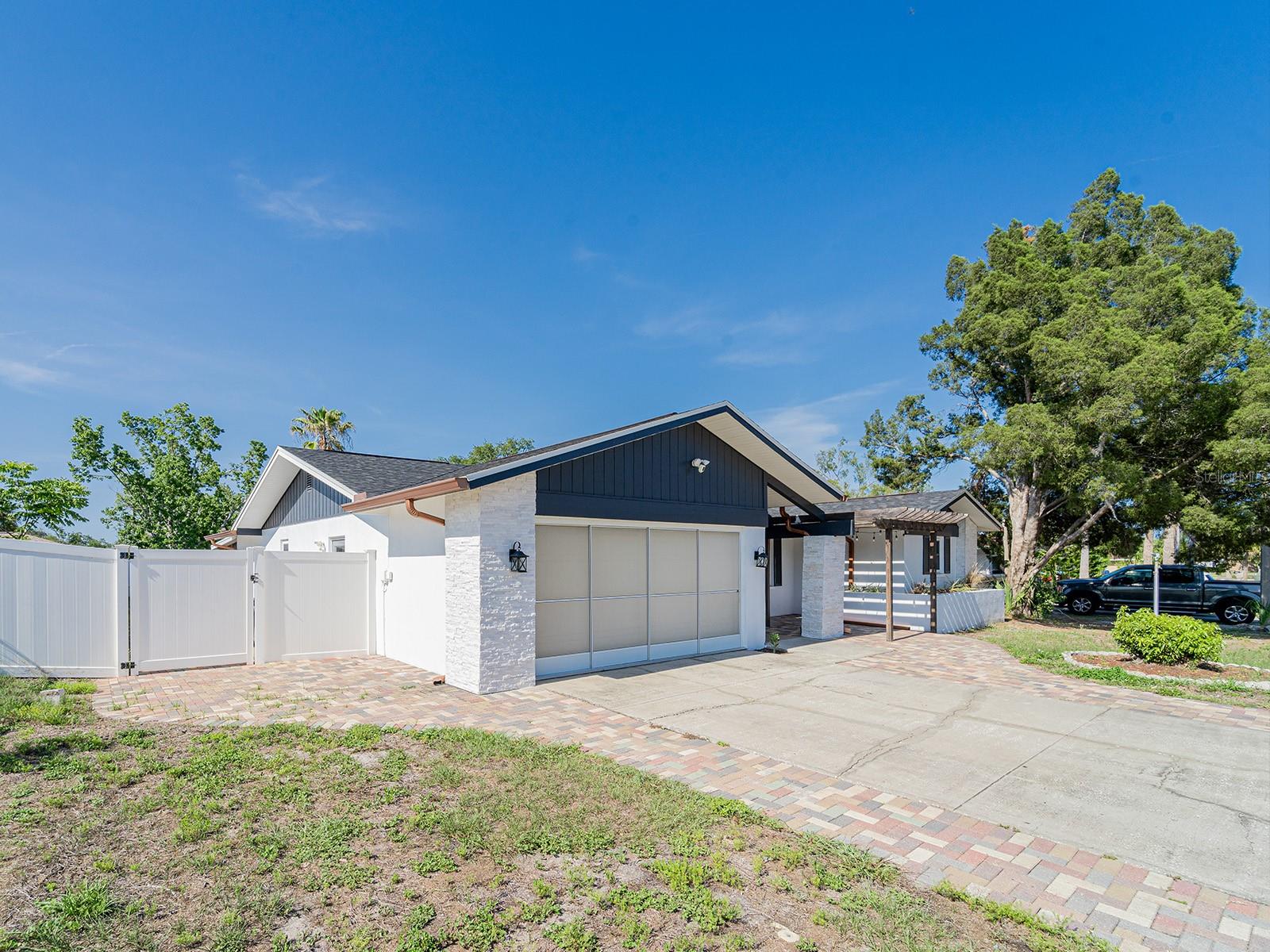 Listing photo id 36 for 7131 Vista Way