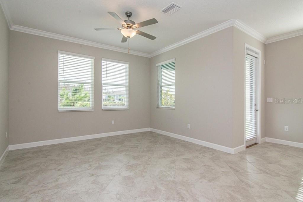 Image 13 of 34 For 18628 Noble Caspian Drive