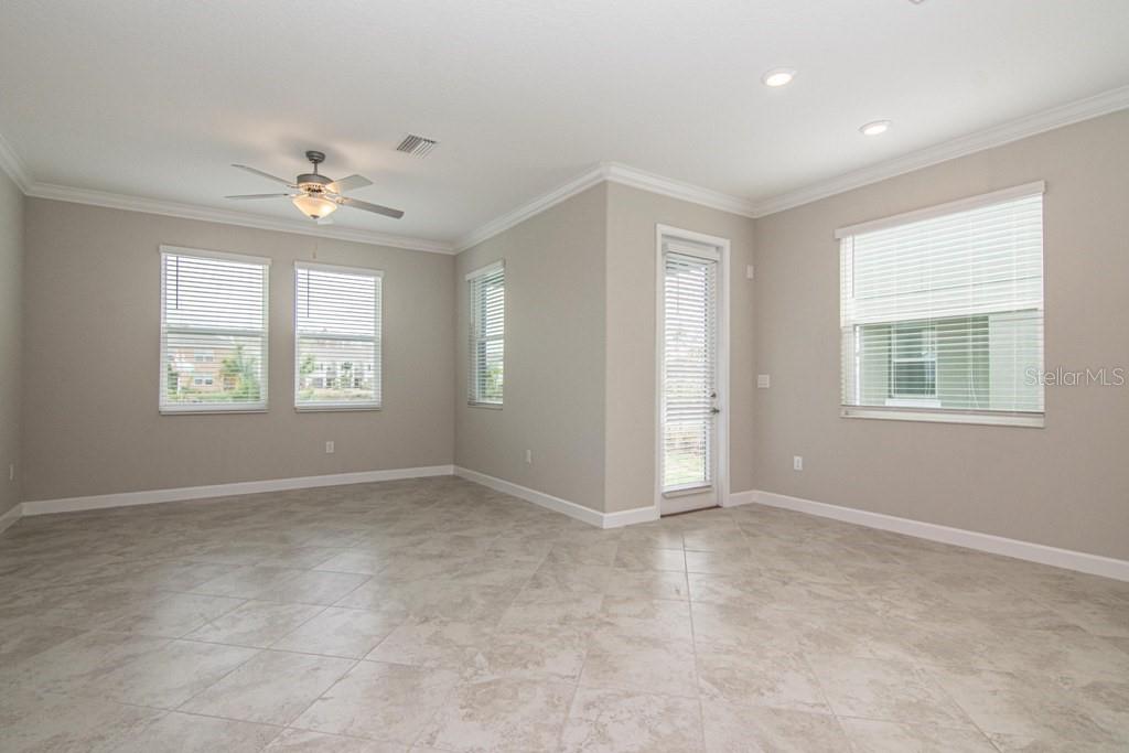 Image 4 of 34 For 18628 Noble Caspian Drive