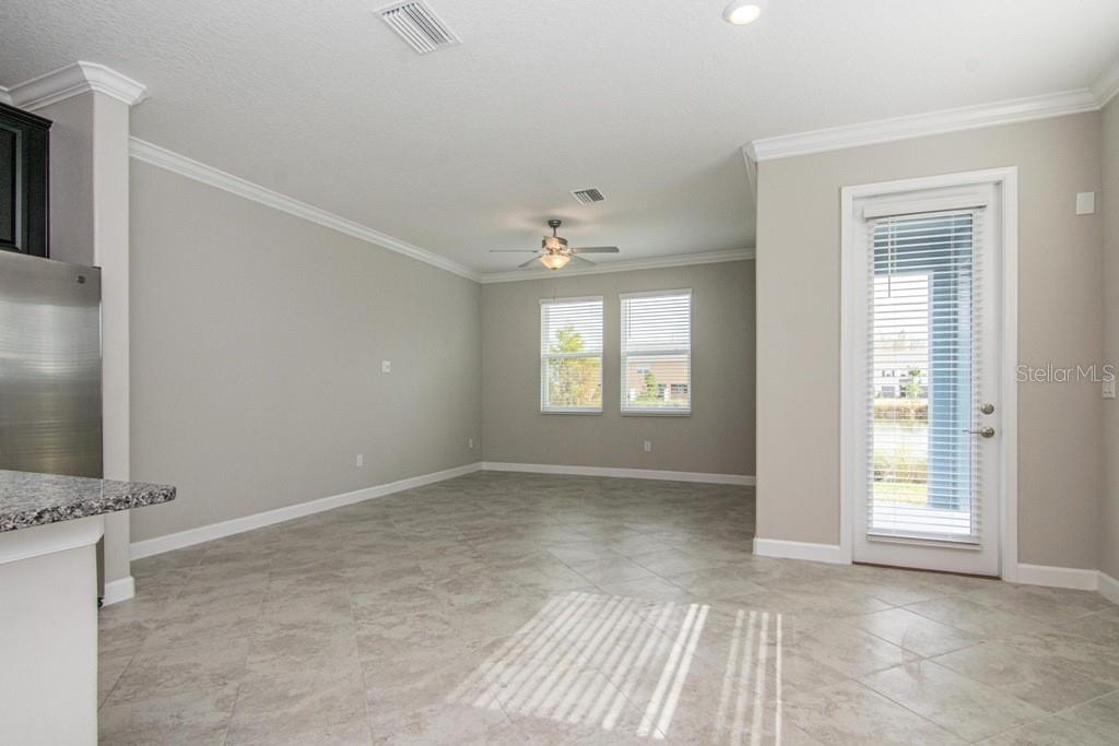 Image 5 of 34 For 18628 Noble Caspian Drive