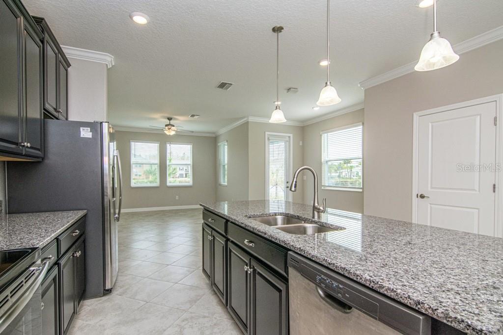 Image 8 of 34 For 18628 Noble Caspian Drive