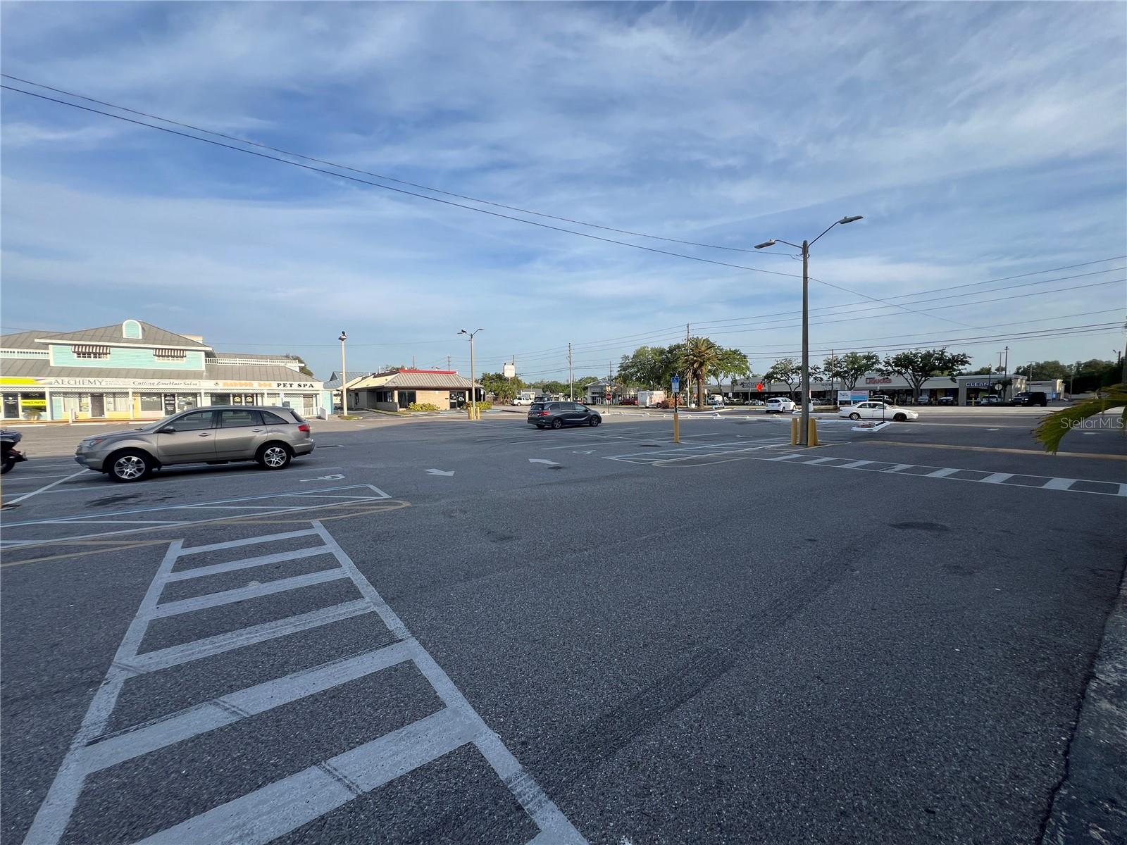 Image 7 of 86 For 2706 Alt 19  