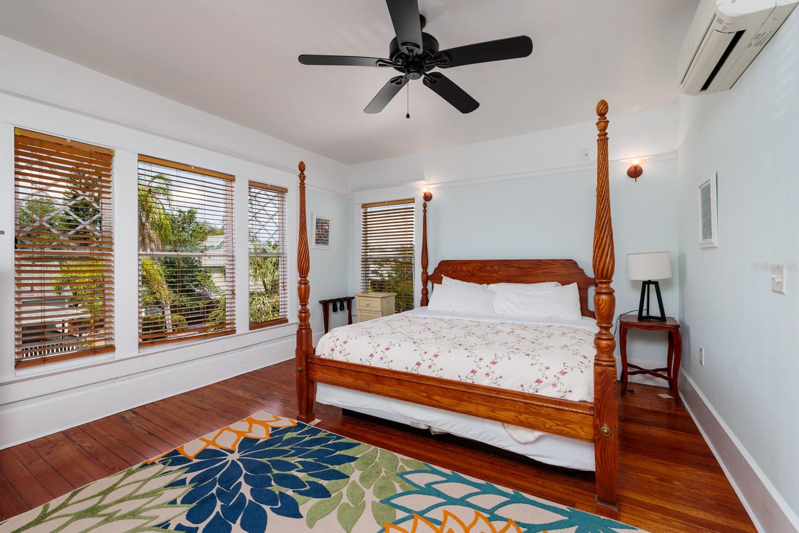 Image 14 of 54 For 457 8th Avenue N
