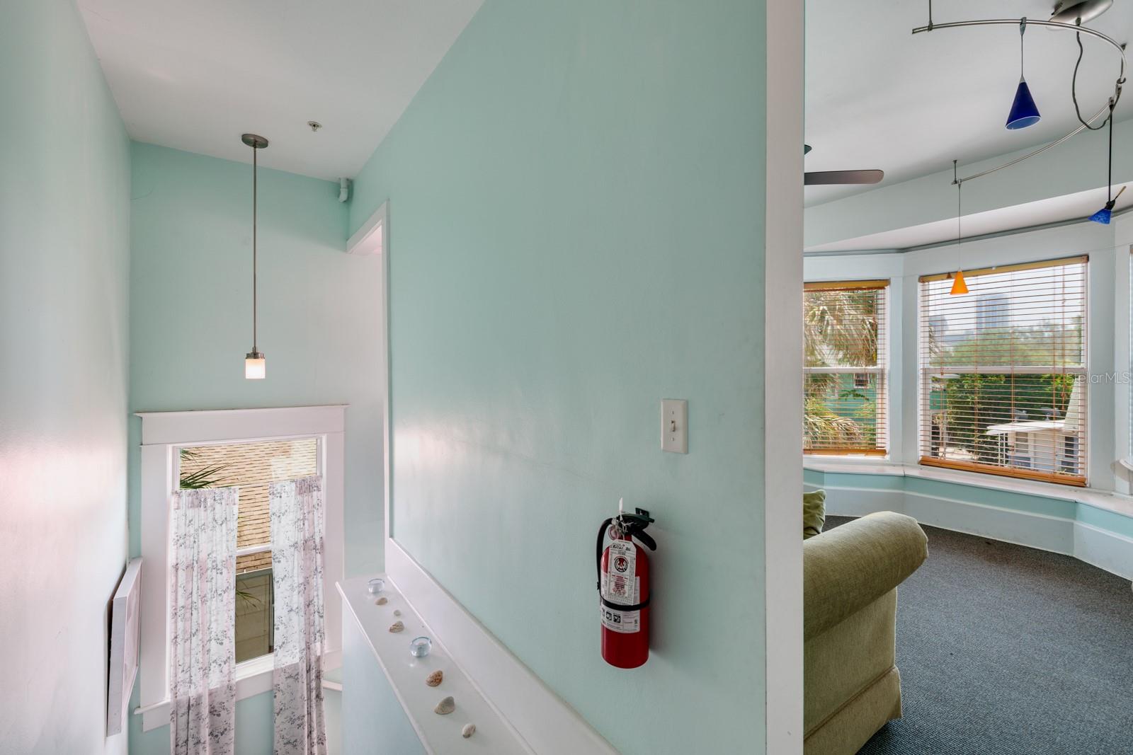 Image 19 of 54 For 457 8th Avenue N