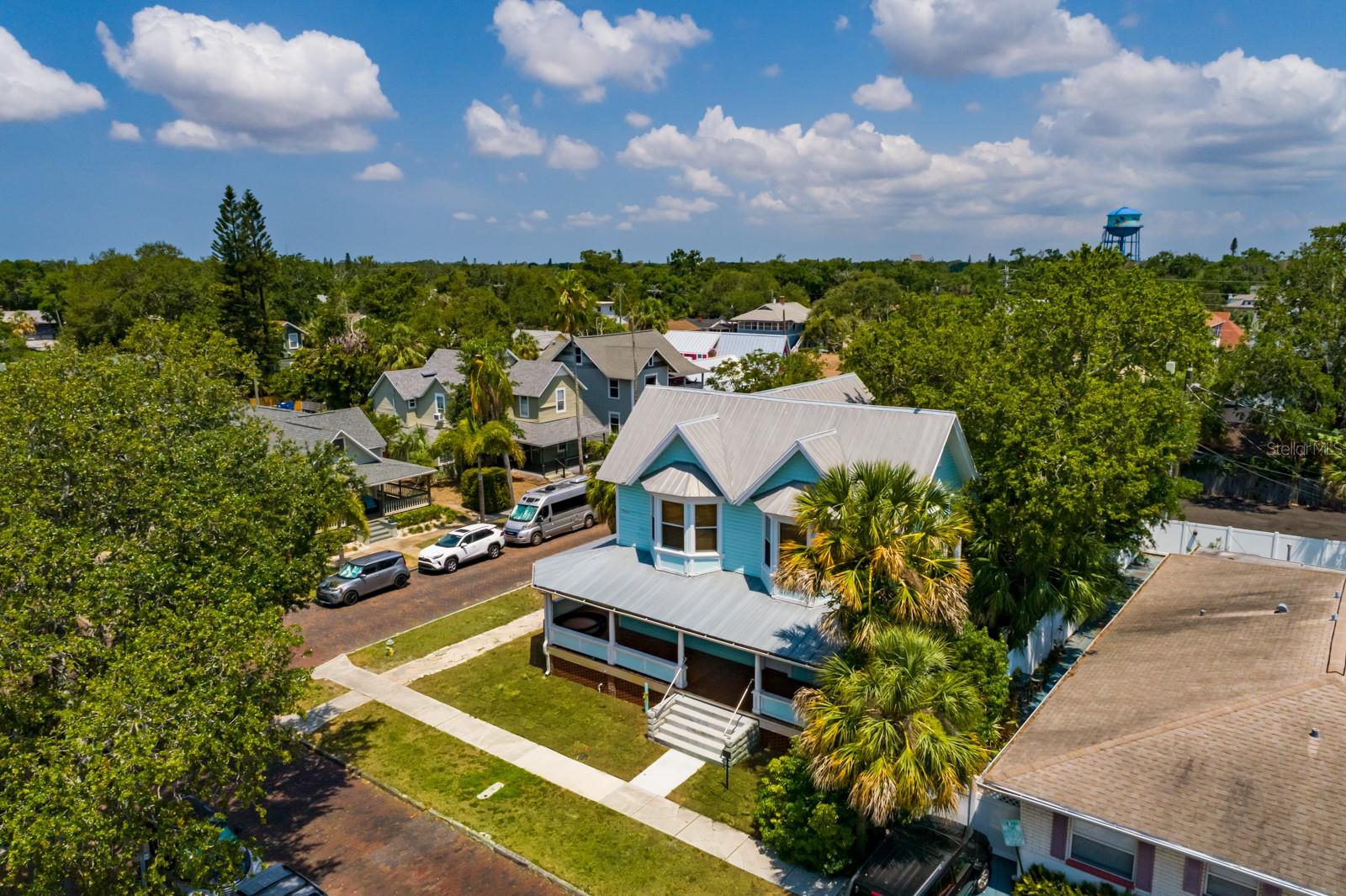 Image 8 of 54 For 457 8th Avenue N