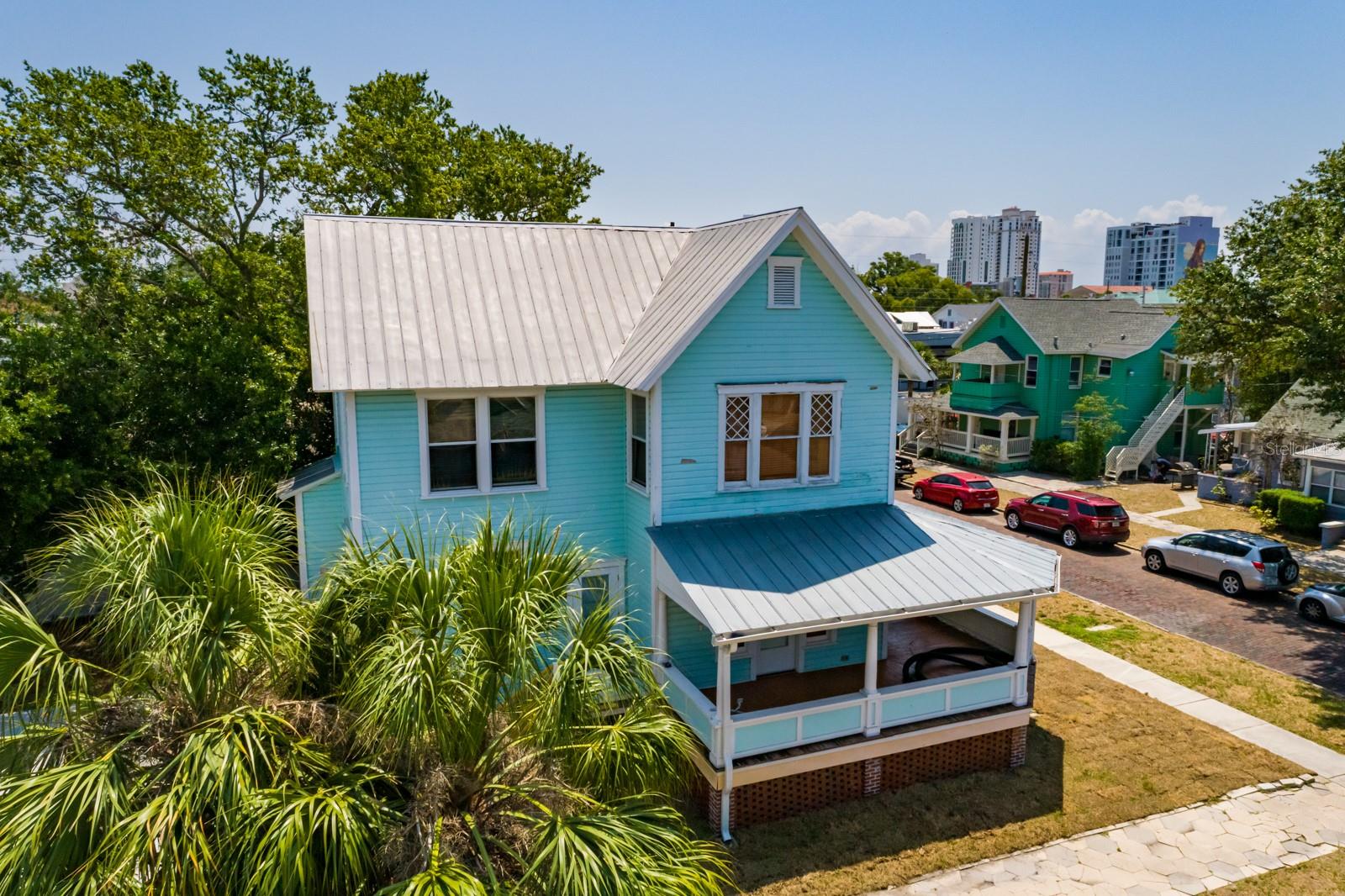 Image 9 of 54 For 457 8th Avenue N