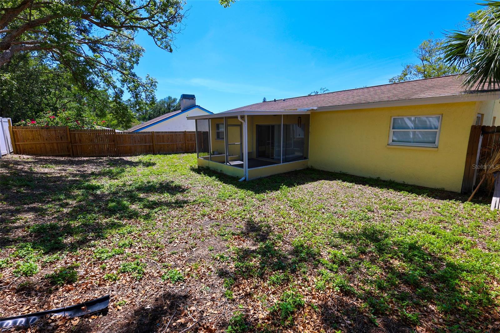 Listing photo id 18 for 220 Talley Drive