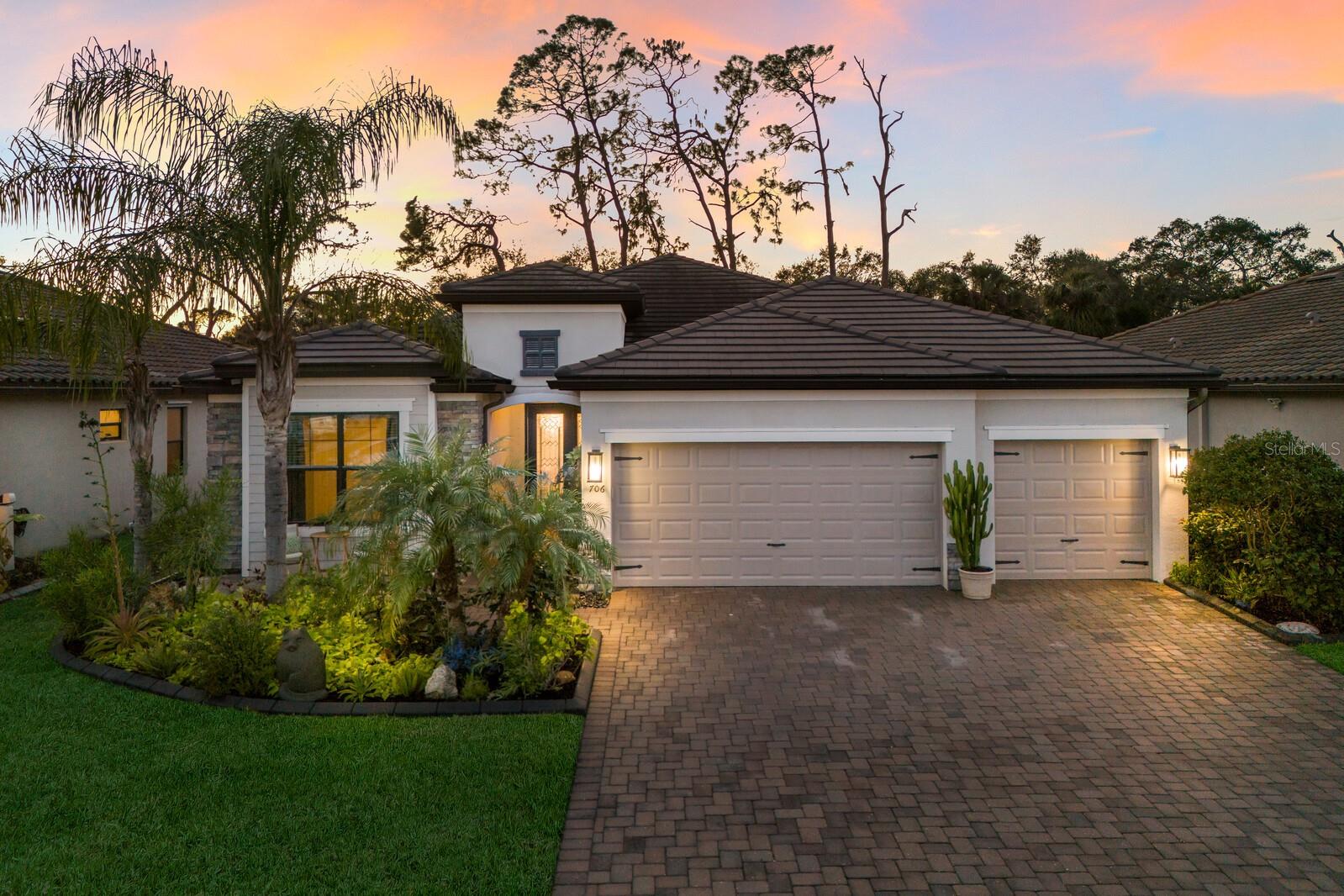 Details for 706 Acacia Court, BRADENTON, FL 34212