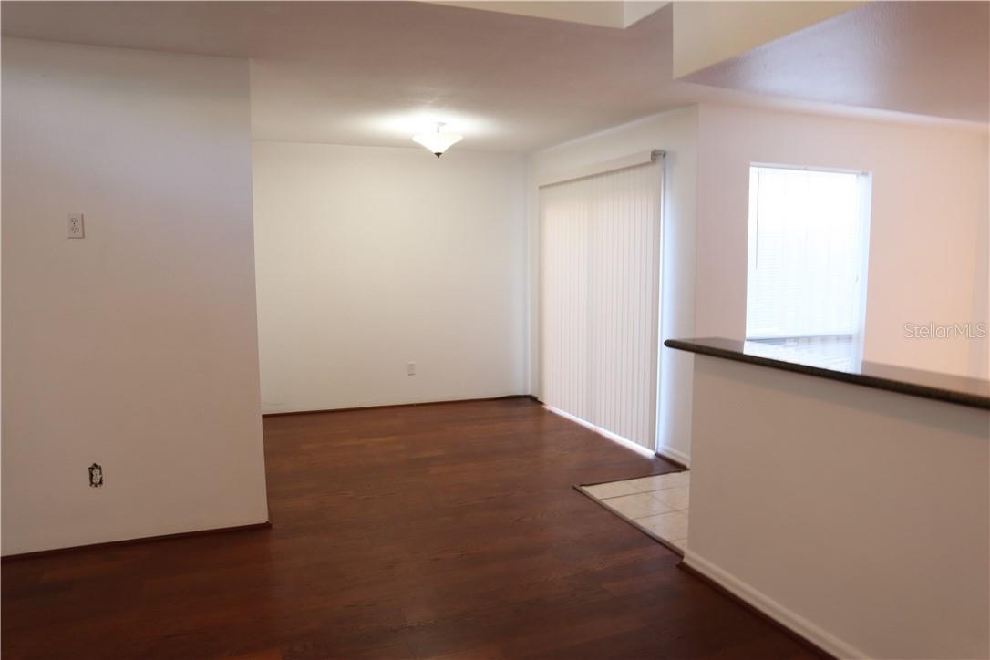 Image 6 of 19 For 6262 142nd Avenue N 1009
