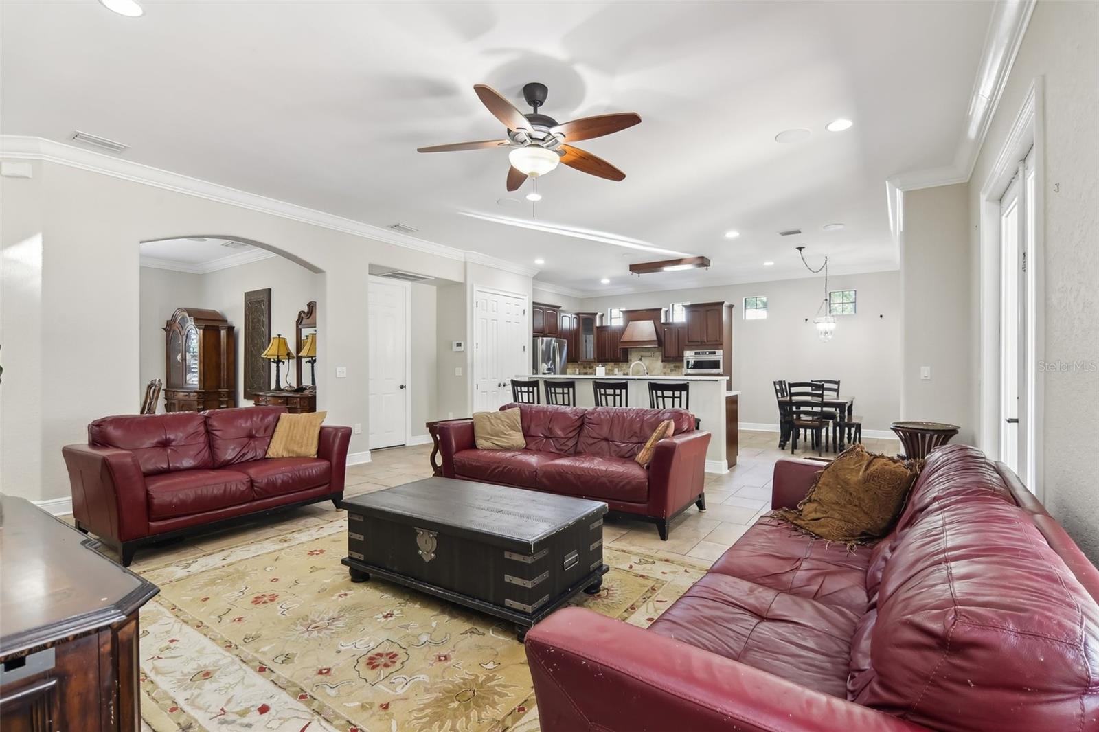 Image 9 of 48 For 3404 Sevilla Street