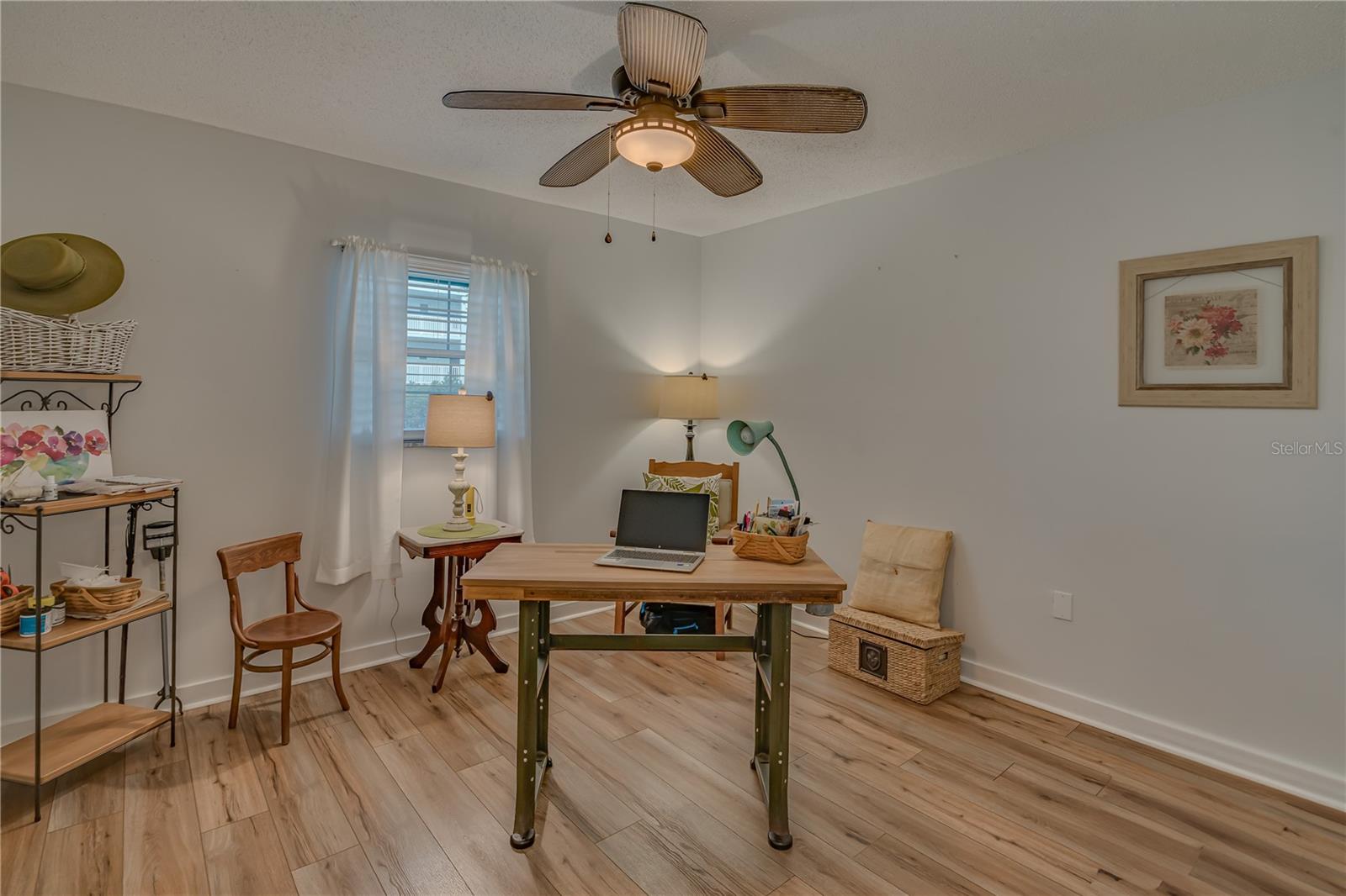 Image 22 of 37 For 1710 Belleair Forest Drive A