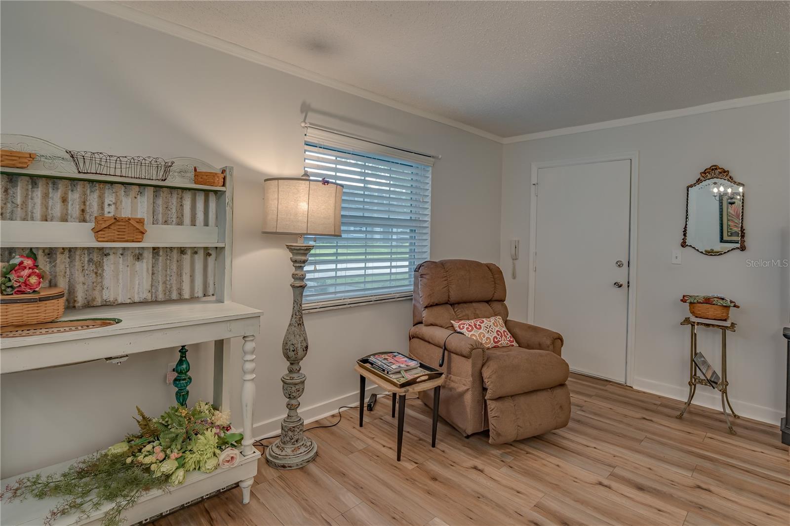 Image 4 of 37 For 1710 Belleair Forest Drive A
