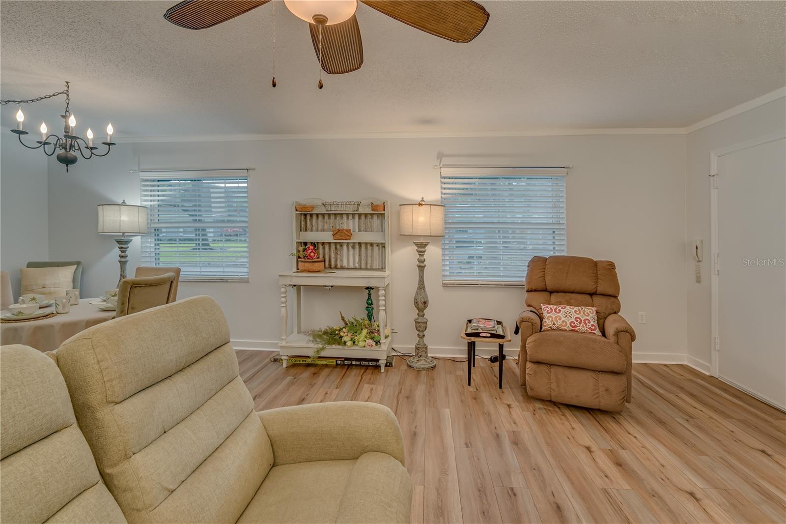 Image 7 of 37 For 1710 Belleair Forest Drive A