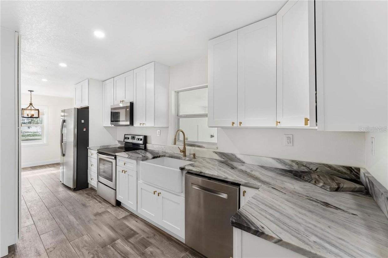 Image 13 of 44 For 1816 Lake Parker Drive