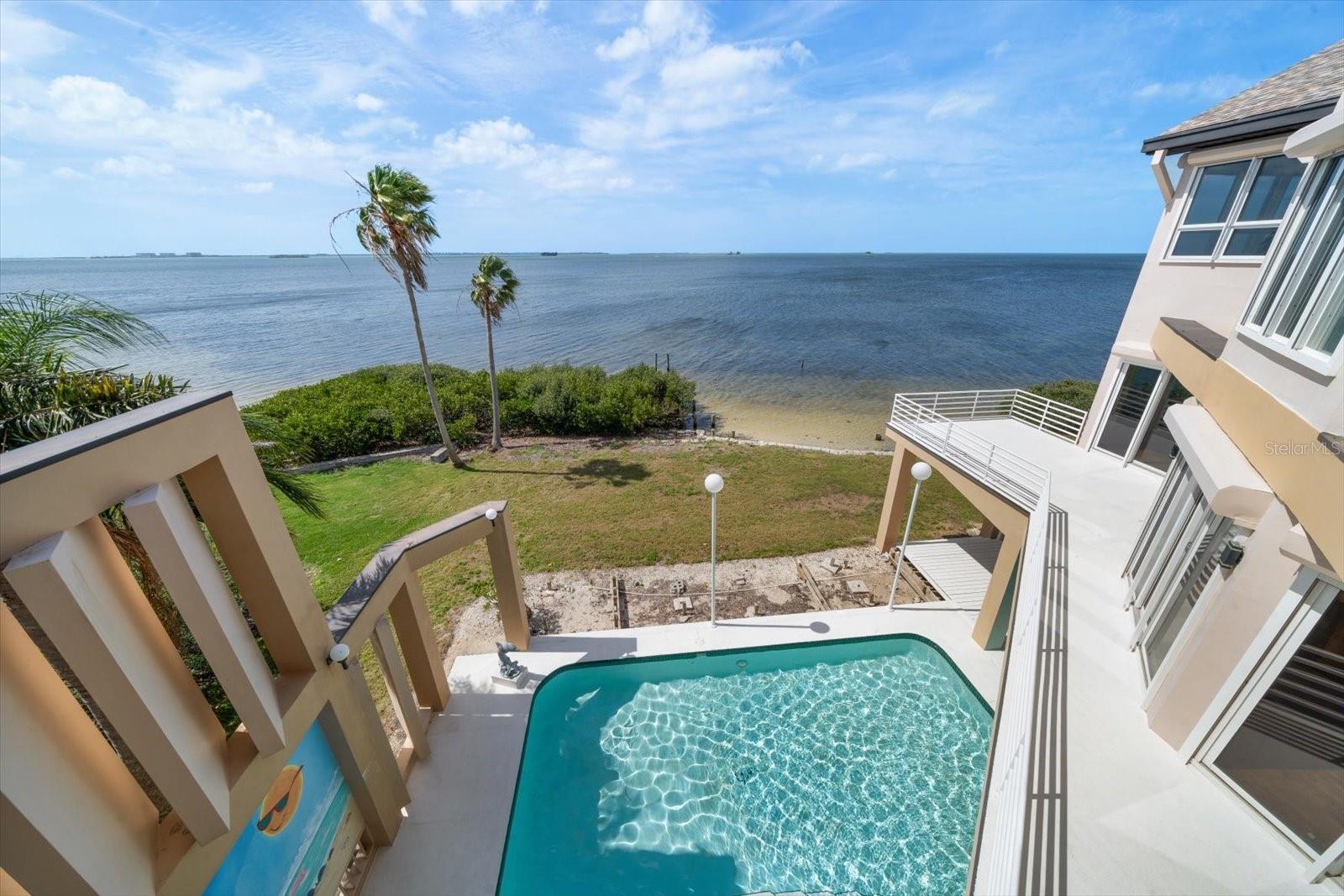 Image 36 of 47 For 812 Point Seaside Drive