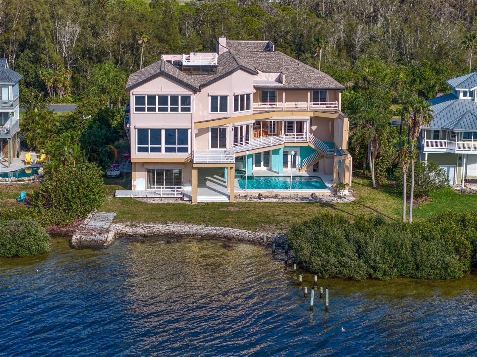 Image 4 of 47 For 812 Point Seaside Drive