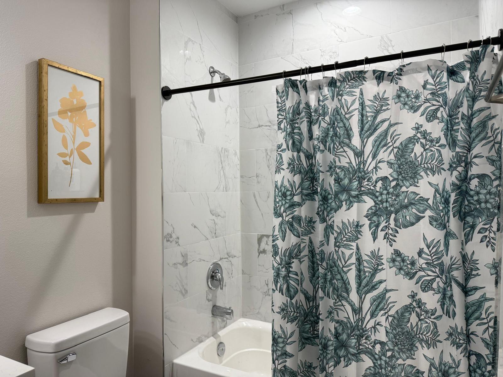 Image 11 of 25 For 6977 Hawksbury Street