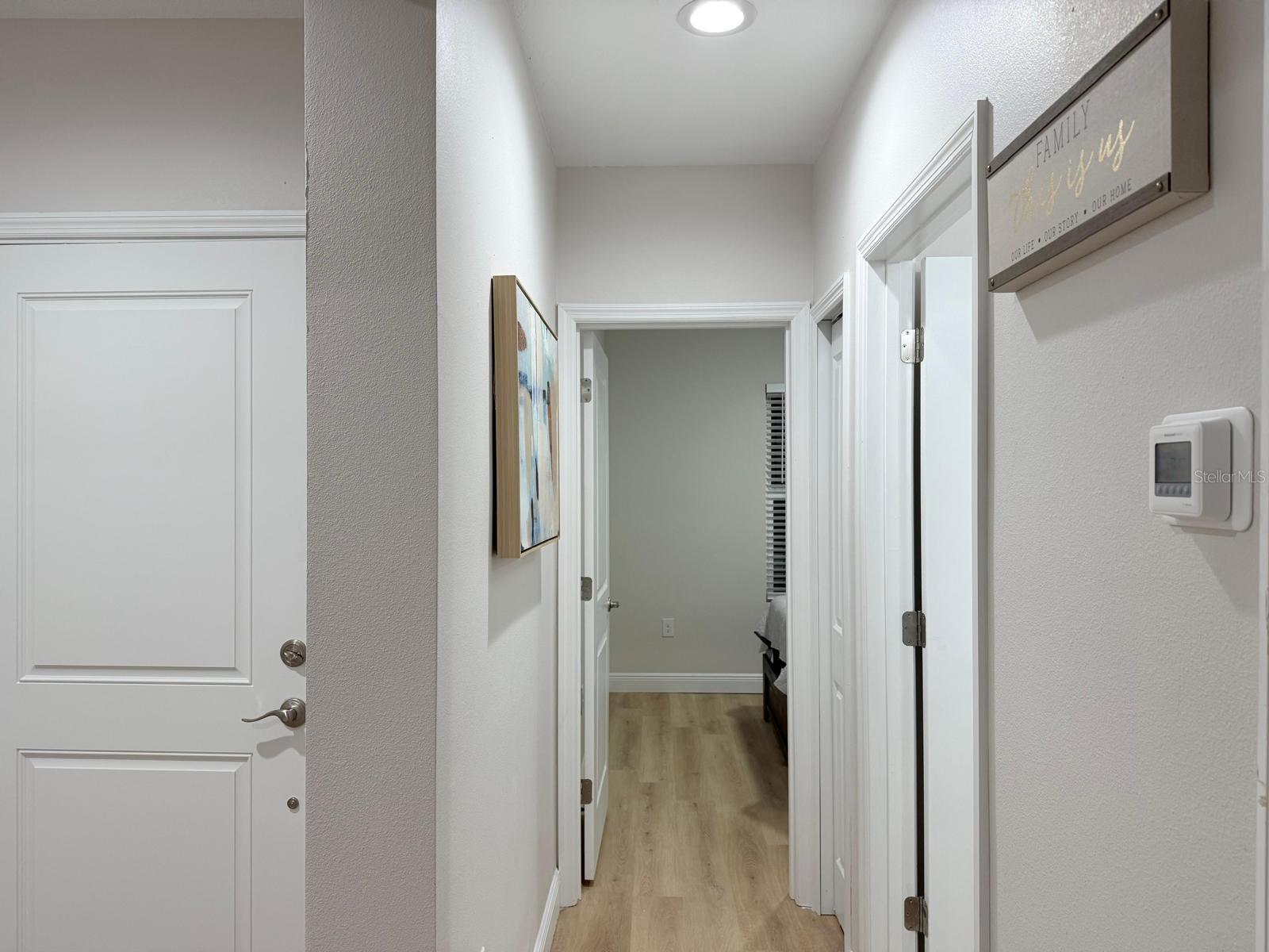Image 12 of 25 For 6977 Hawksbury Street