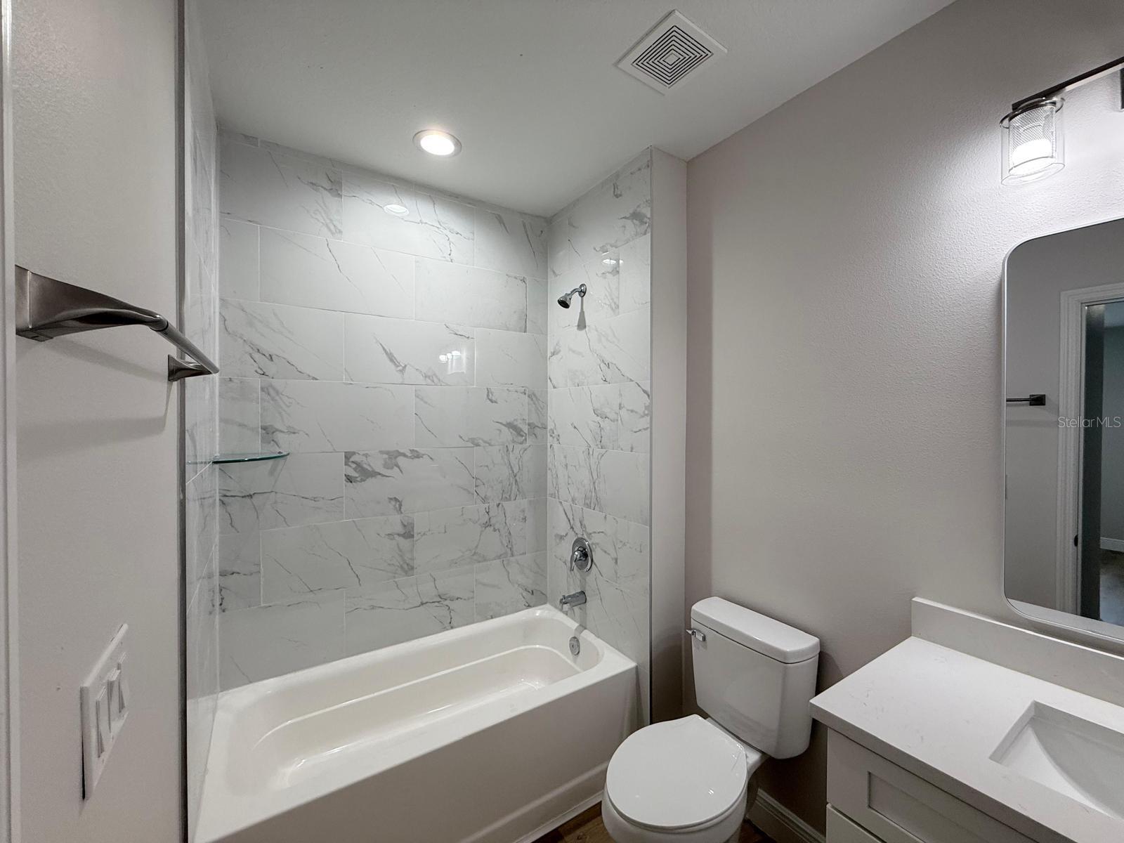 Image 24 of 25 For 6977 Hawksbury Street