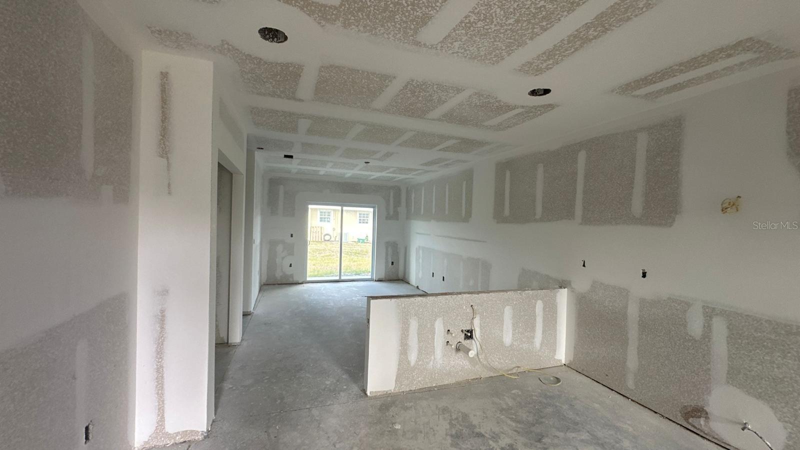 Image 3 of 25 For 6977 Hawksbury Street