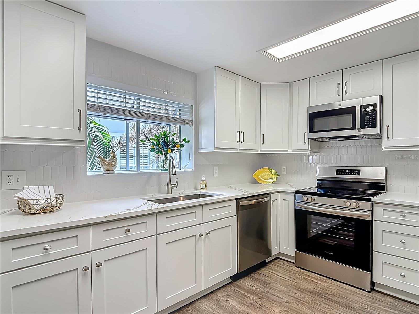 Image 19 of 45 For 1211 Horatio Street A