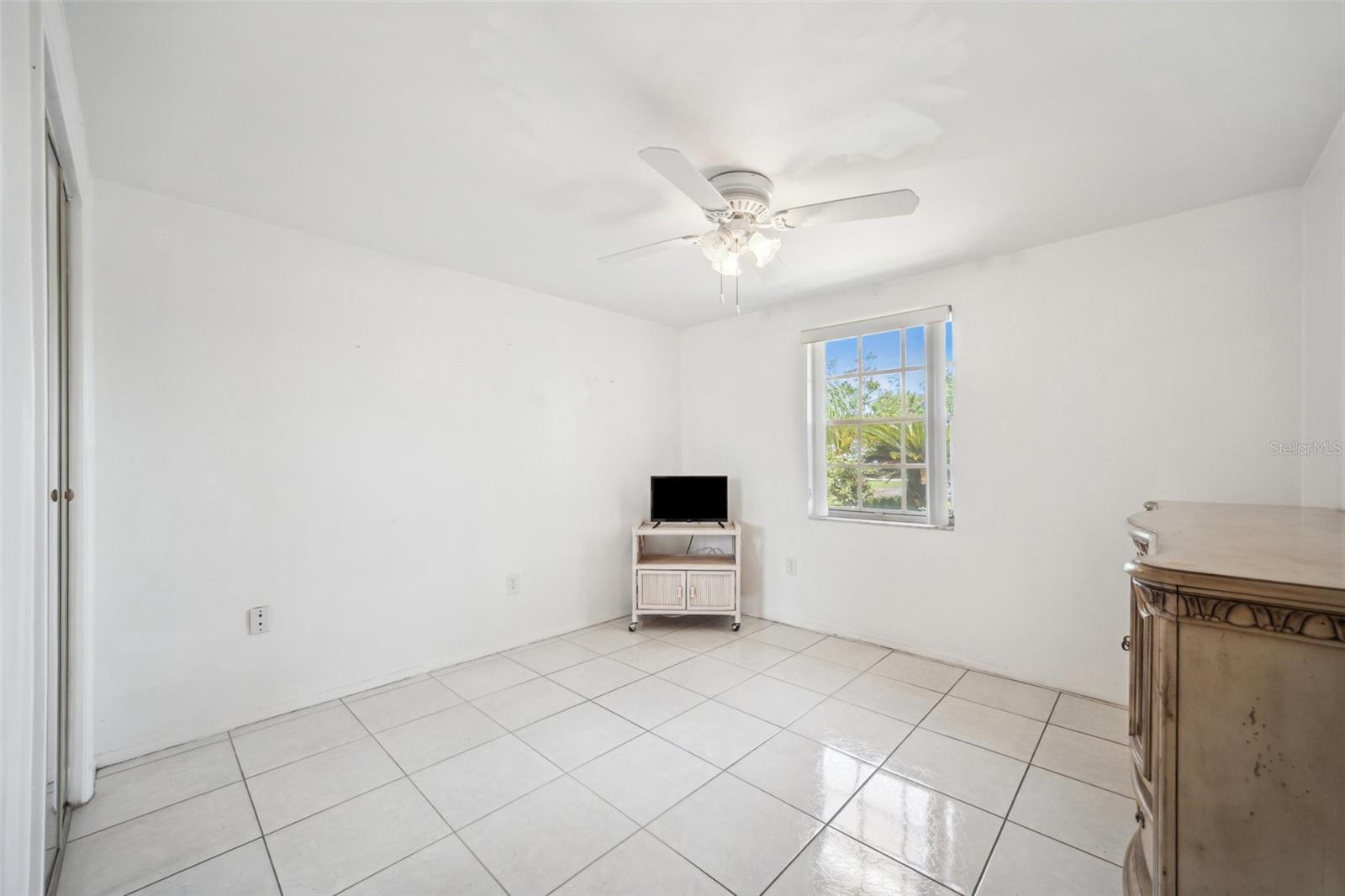 Image 13 of 20 For 4229 Glissade Drive