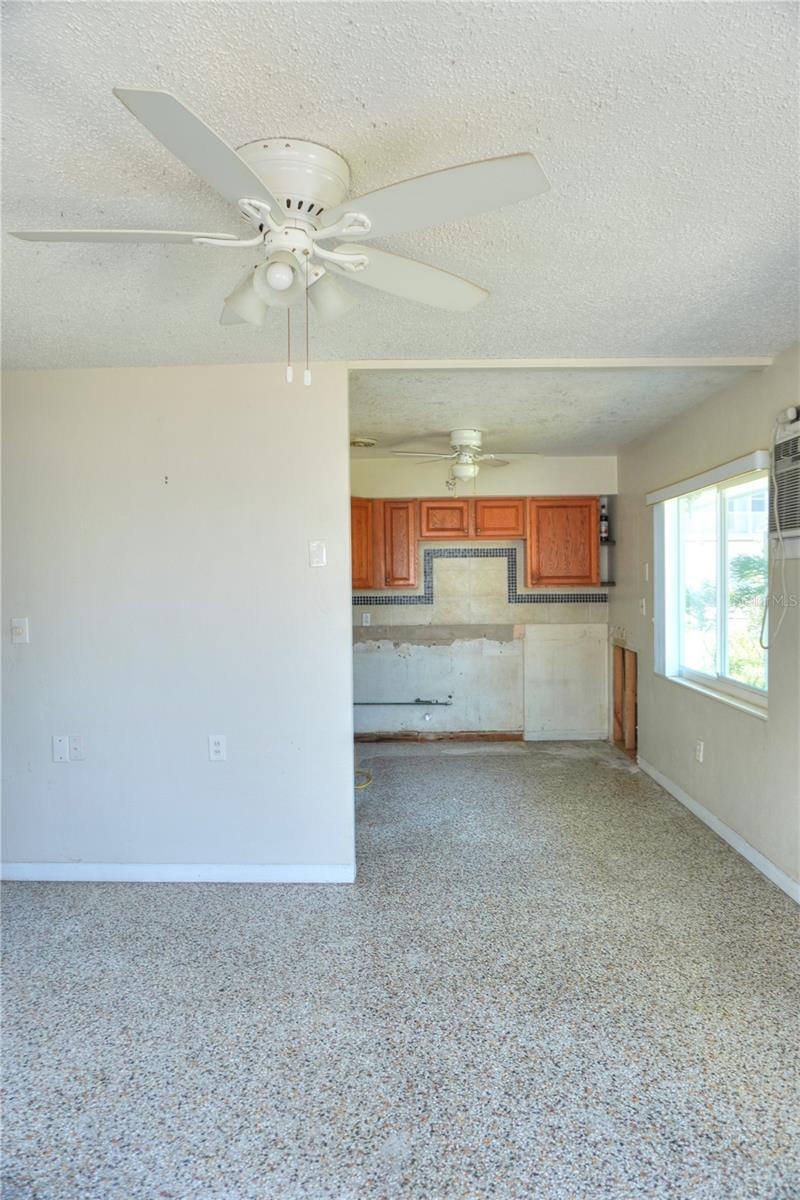 Image 18 of 26 For 14501 Bayshore Drive