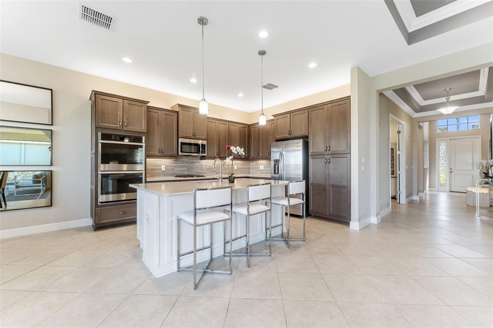 Image 14 of 68 For 15528 Corona Del Mar Drive