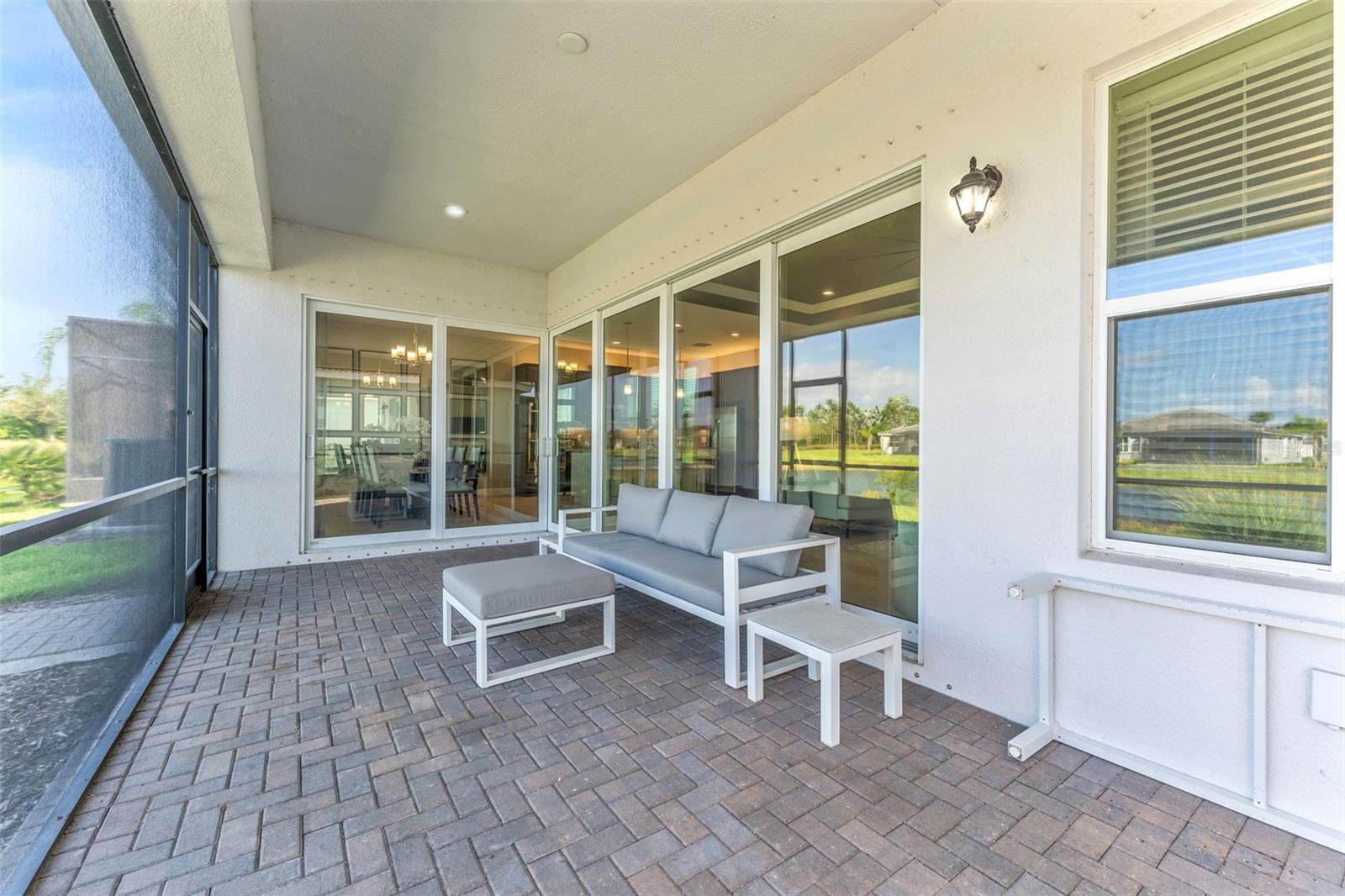 Image 15 of 68 For 15528 Corona Del Mar Drive