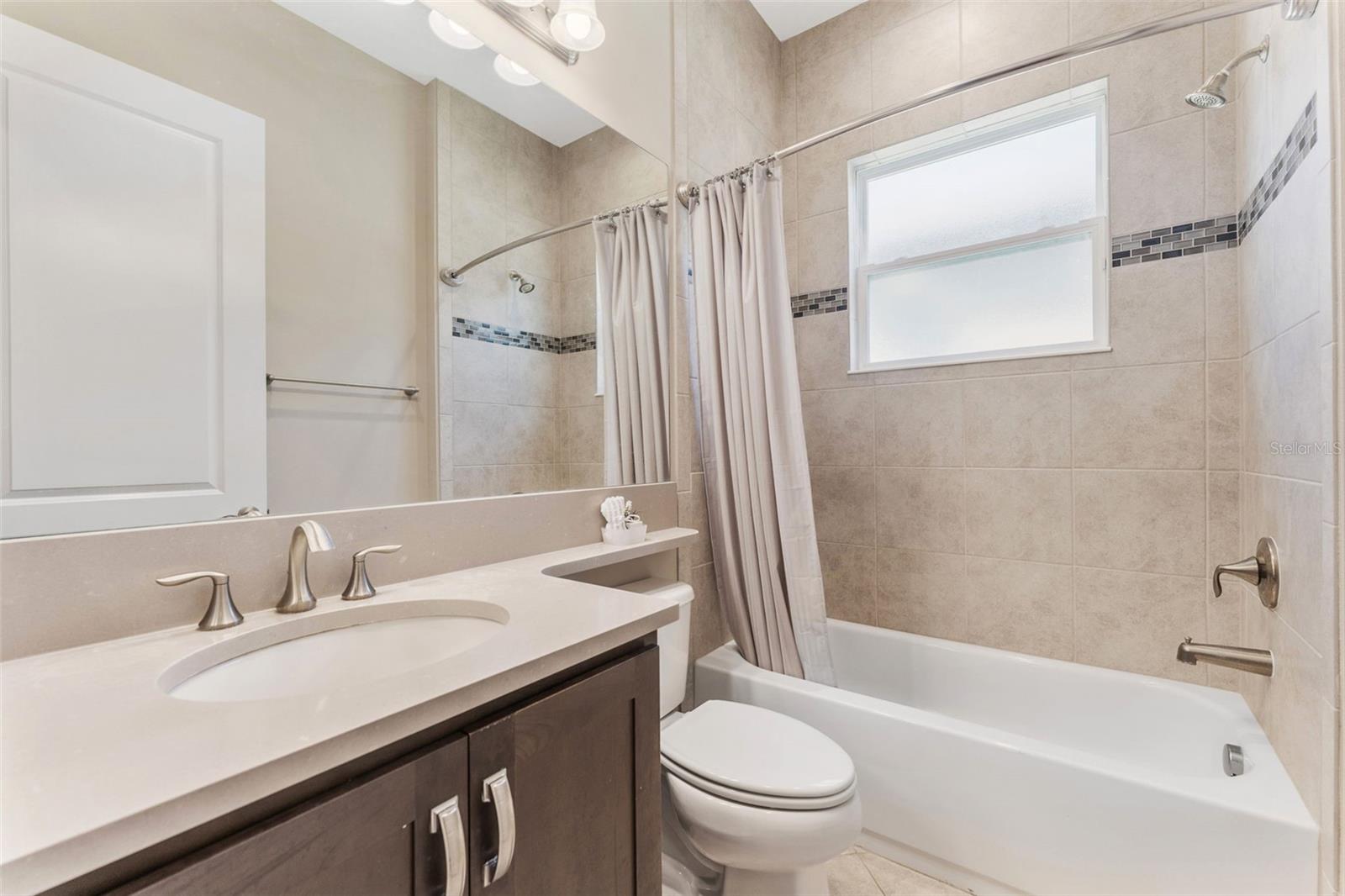Image 29 of 68 For 15528 Corona Del Mar Drive