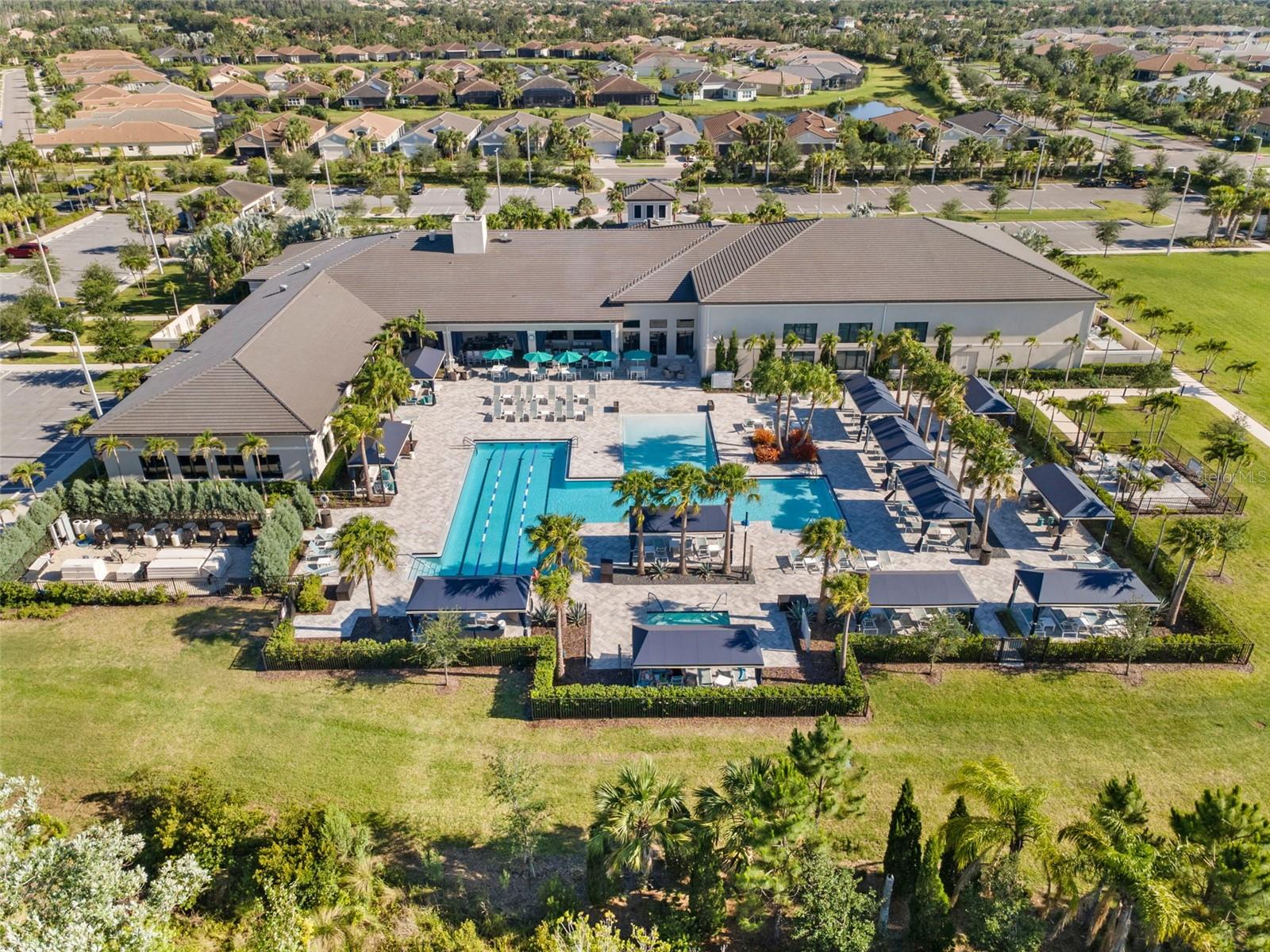 Image 4 of 68 For 15528 Corona Del Mar Drive