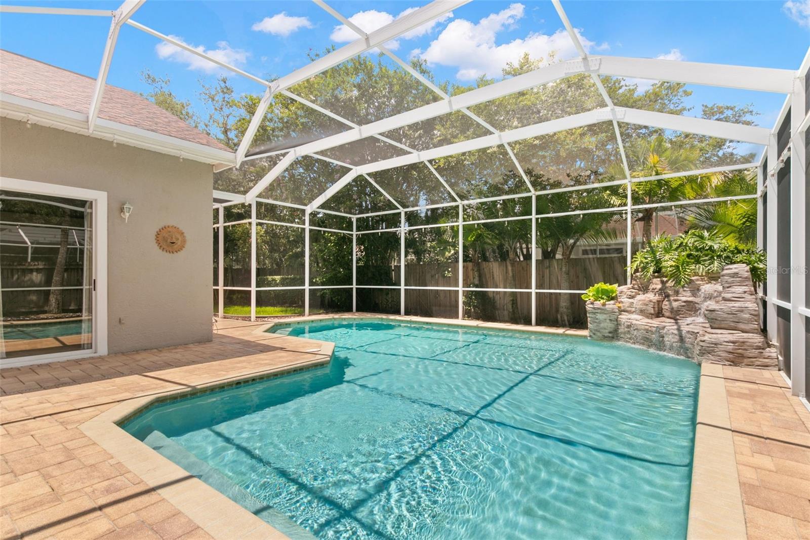 Image 16 of 18 For 11934 Wandsworth Drive