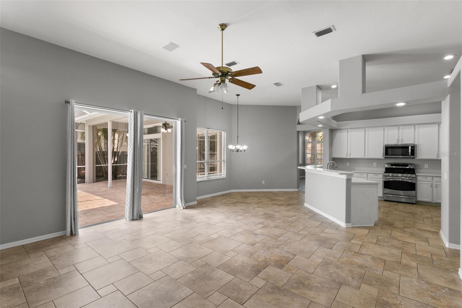 Image 4 of 18 For 11934 Wandsworth Drive
