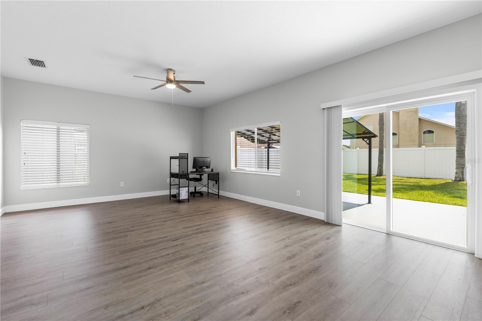 Image 19 of 61 For 4852 Trinidad Drive