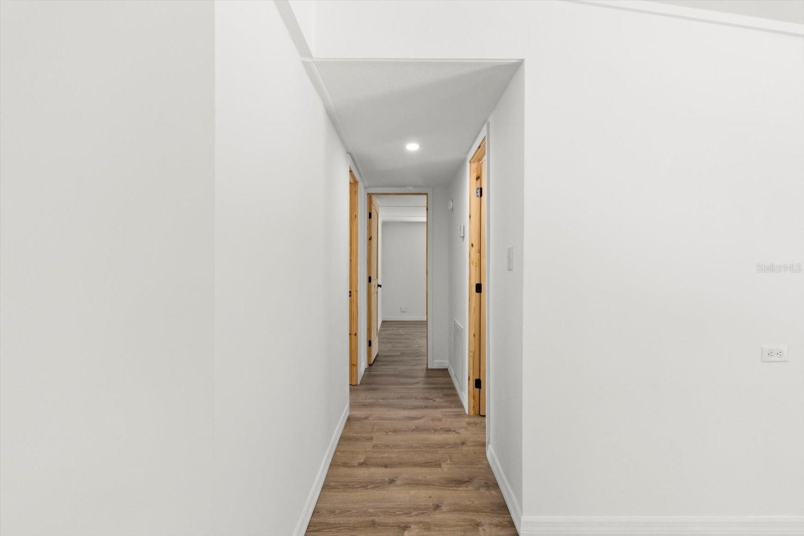 Image 18 of 42 For 4926 Meadow Street