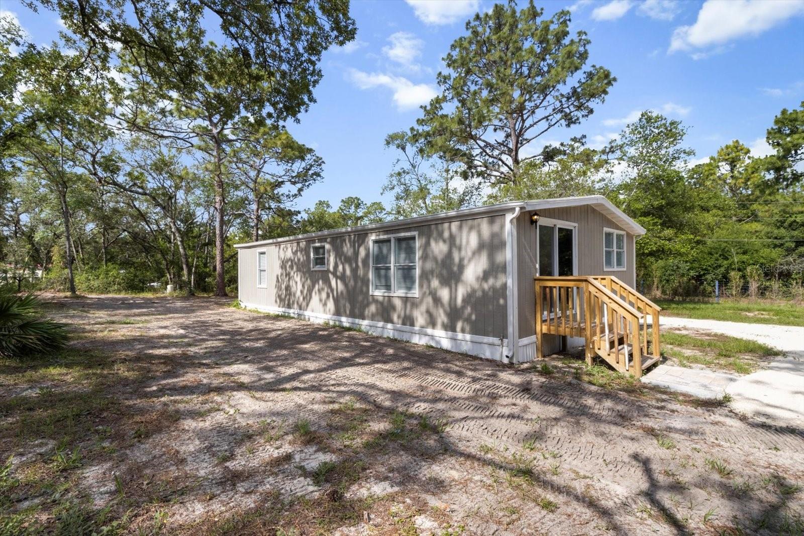 Image 2 of 42 For 4926 Meadow Street
