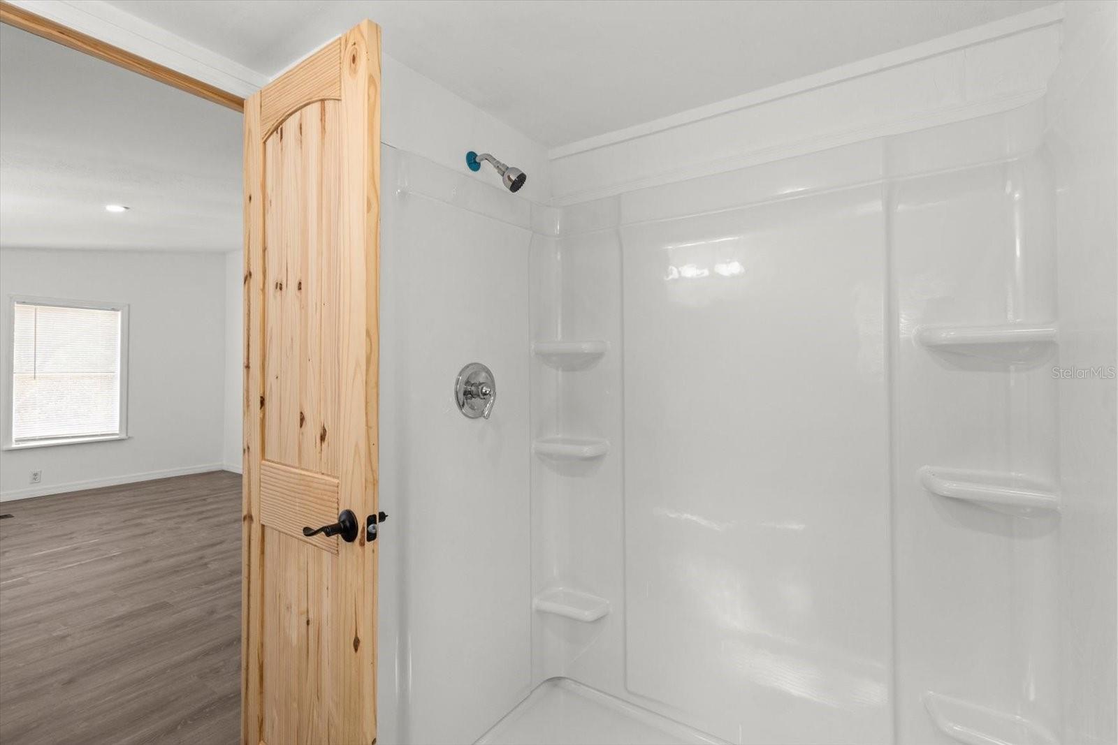 Image 31 of 42 For 4926 Meadow Street