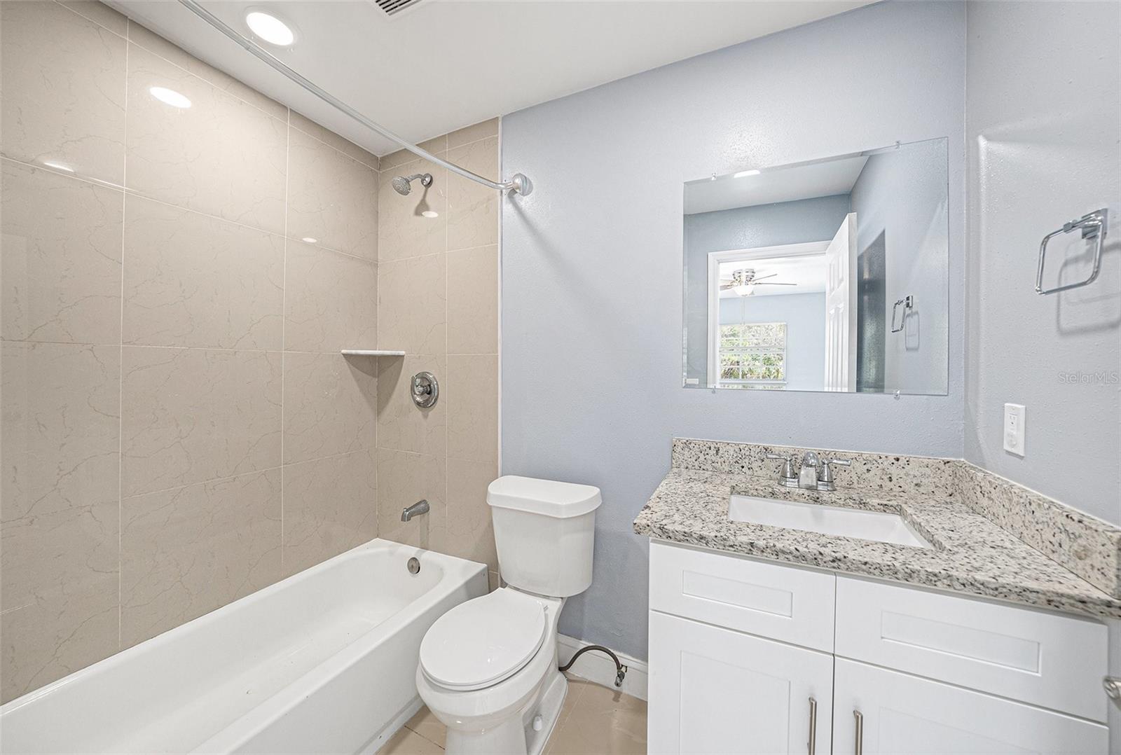 Listing photo id 13 for 5012 Troydale Road