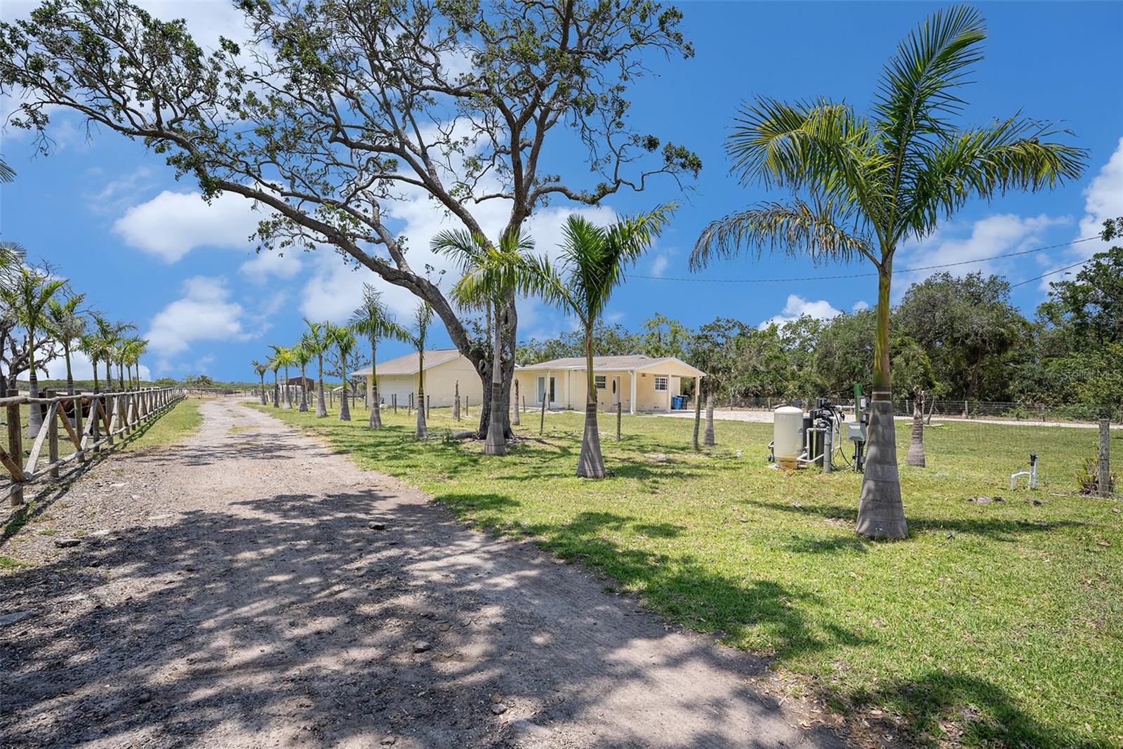 Listing photo id 22 for 5012 Troydale Road