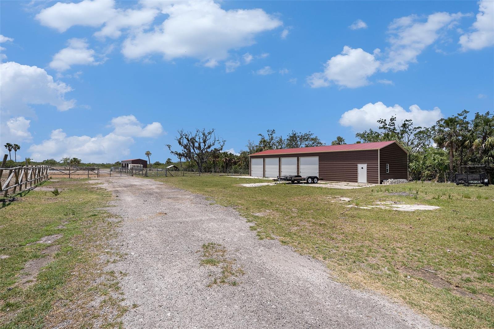 Listing photo id 23 for 5012 Troydale Road