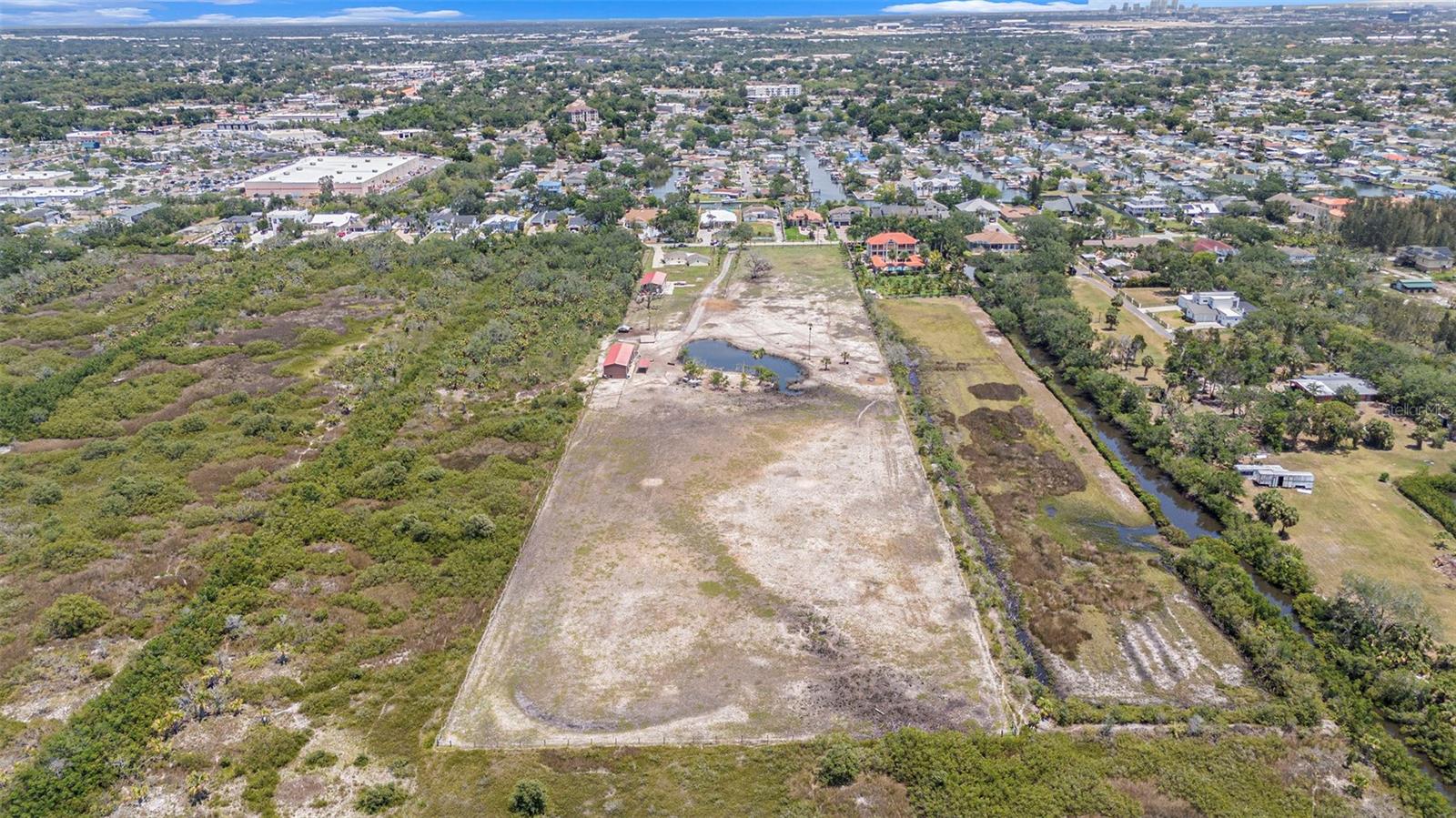 Listing photo id 28 for 5012 Troydale Road