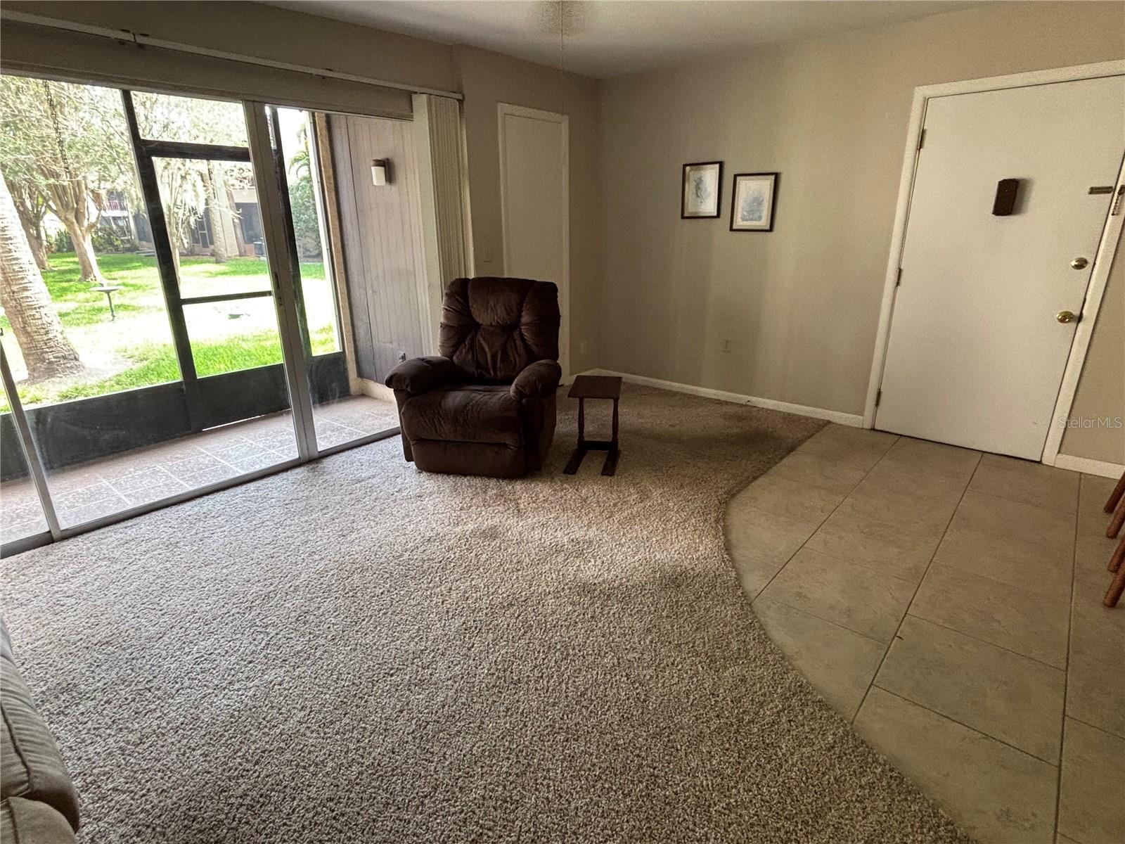 Image 4 of 19 For 3814 Lake Drive 65