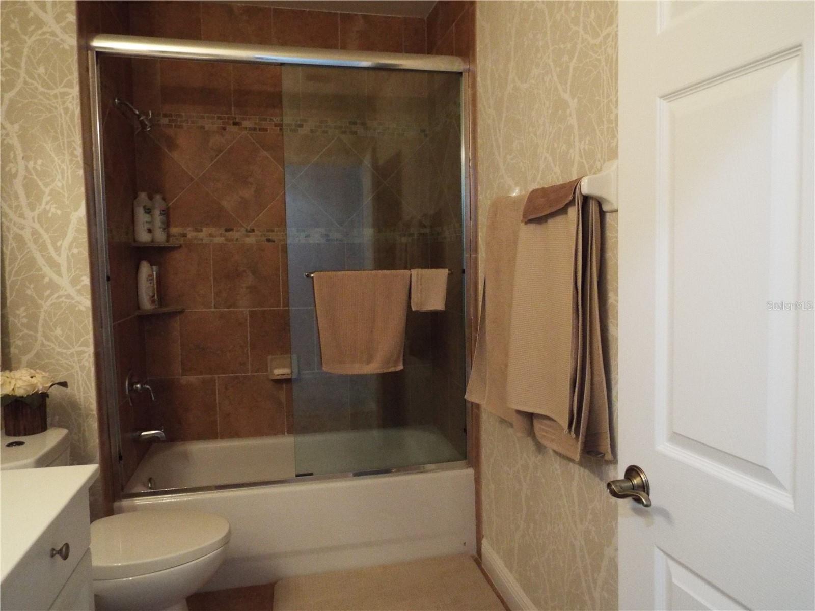 Image 19 of 34 For 13860 Avon Park Circle 104