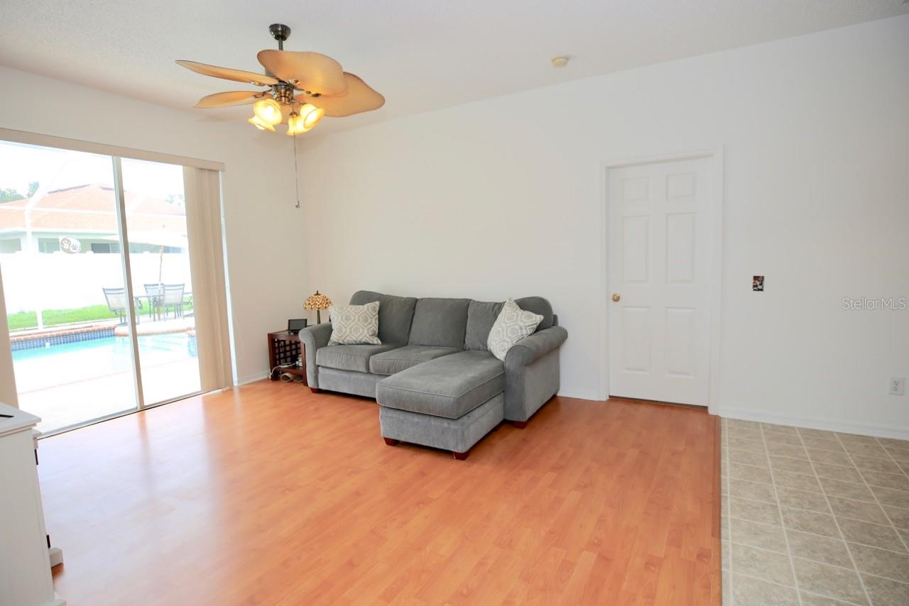 Image 15 of 47 For 4535 Gateway Boulevard