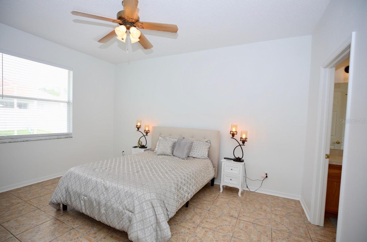 Image 17 of 47 For 4535 Gateway Boulevard