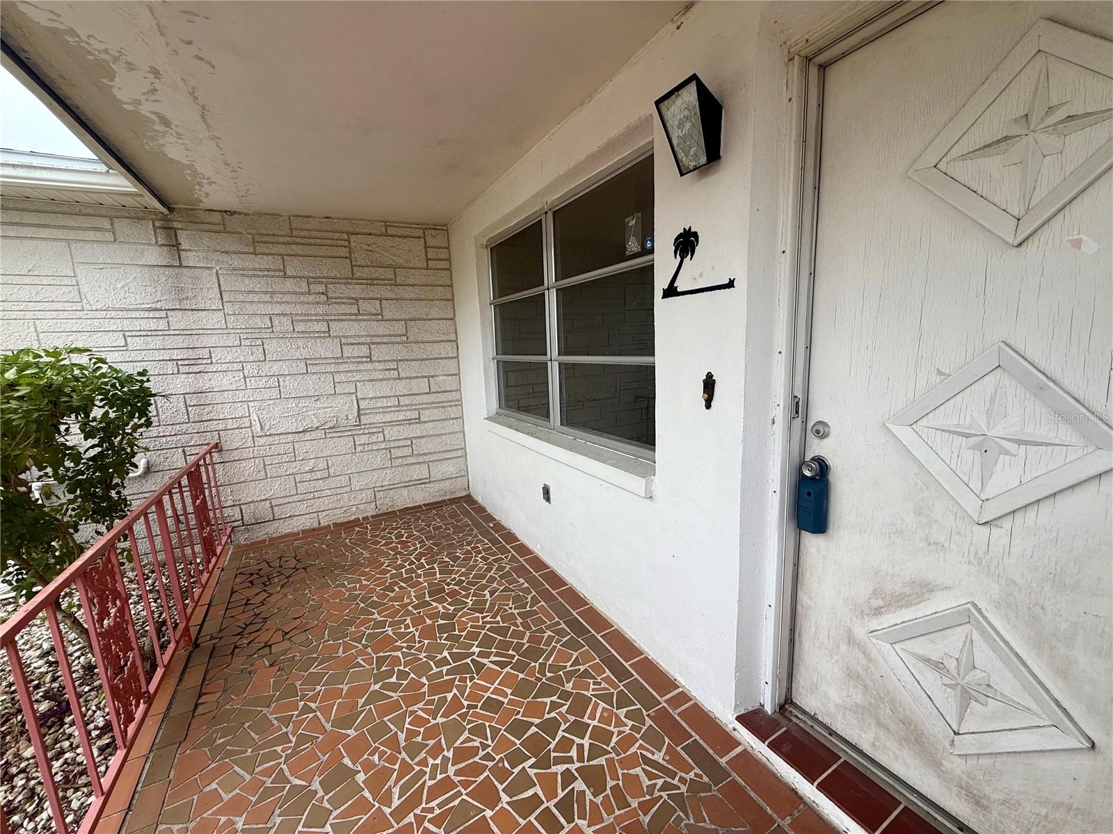 Listing photo id 0 for 3035 Coldwell Drive